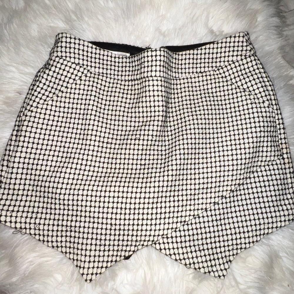 Black and White Skort
